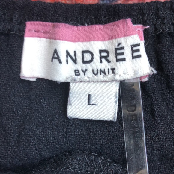 PinkBlush Maternity Black Square Neck Gauze Flutter Sleeve Top, Size Large - Picture 7 of 7